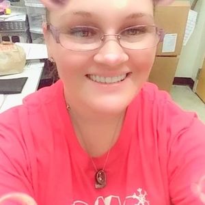 Meet your Posher, Candace